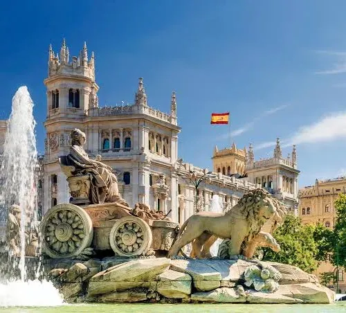 Taxi de Huelva a Madrid: la fuente de Cibeles